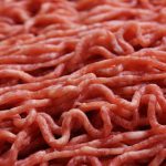 Horror w Żabiej Woli. Policjanci zlikwidowali nielegalną ubojnię mięsa