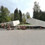 Warszawiacy nie chcą pomników smoleńskich na placu Piłsudskiego