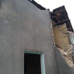 Katastrofa budowlana w Grodzisku. Podczas rozbiórki część budynku runęła na sklep