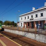 Dworce kolejowe w Błoniu, Sochaczewie i Celestynowie będą jak nowe